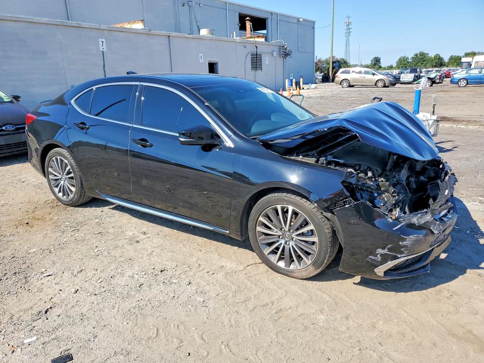 Photo 4 from auction – 2018 ACURA TLX with VIN 19UUB2F70JA005479
