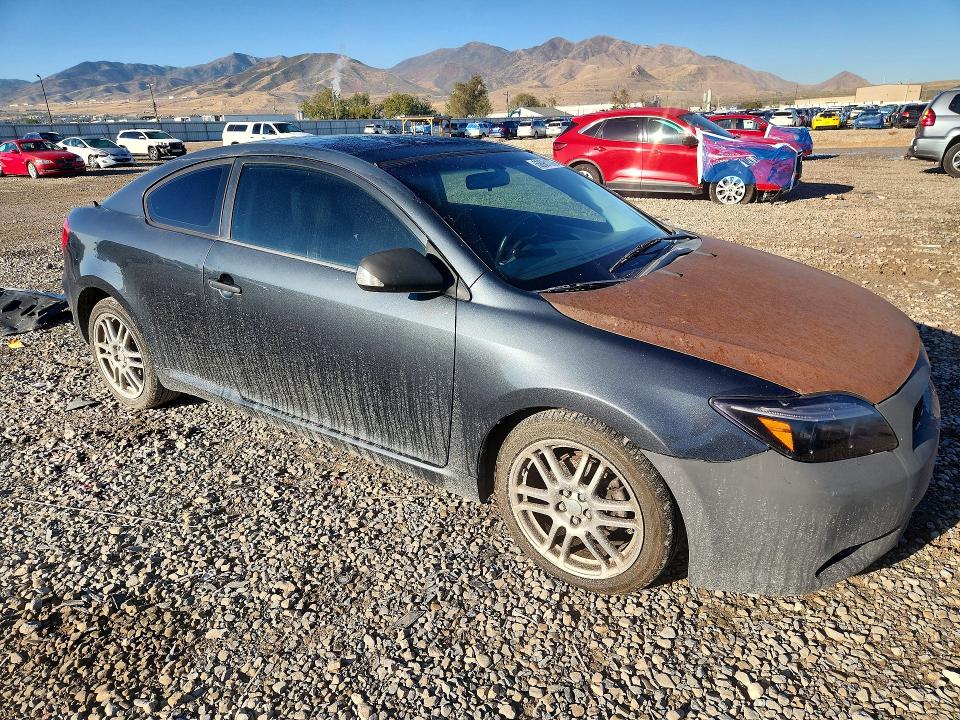 Zdjęcie 4 z aukcji – 2006 SCION TC z VIN JTKDE177860134803