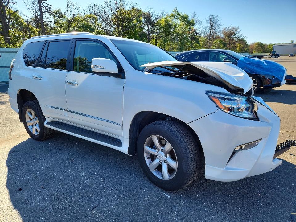 Foto 4 de la subasta – 2016 LEXUS GX con VIN JTJBM7FX2G5130379