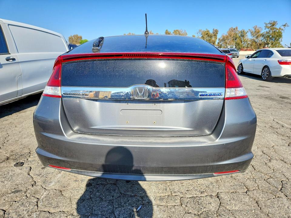 Photo 6 from auction – 2013 HONDA INSIGHT with VIN JHMZE2H52DS001678