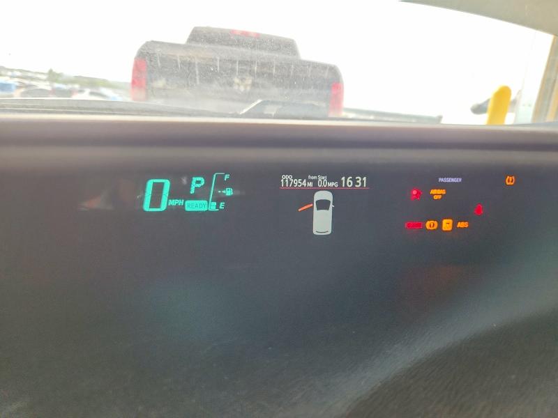 Photo 9 from auction – 2012 TOYOTA PRIUS C with VIN JTDKDTB39C1015116