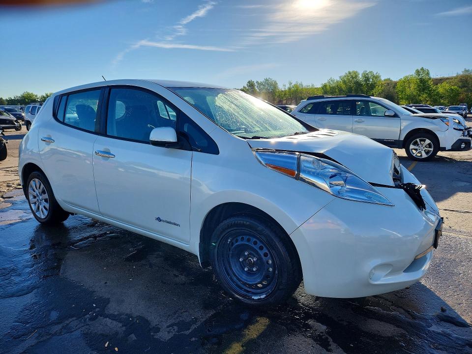 Photo 4 from auction – 2016 NISSAN LEAF with VIN 1N4AZ0CP2GC303864