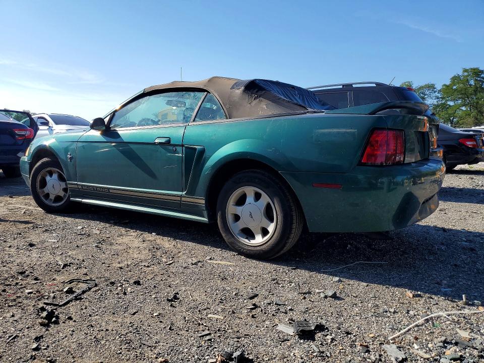 Photo 2 from auction – 2000 FORD MUSTANG with VIN 1FAFP4449YF308860