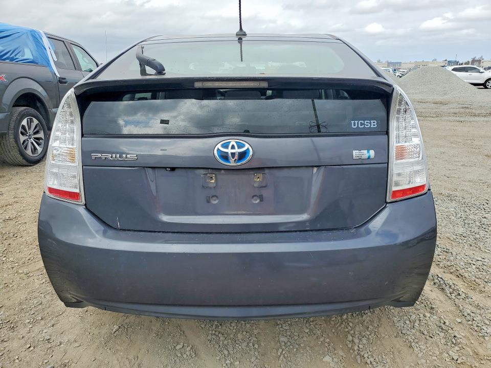 Photo 6 from auction – 2011 TOYOTA PRIUS with VIN JTDKN3DU4B0251826