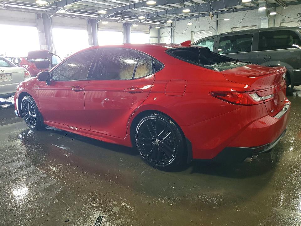 Zdjęcie 2 z aukcji – 2025 TOYOTA CAMRY z VIN 4T1DAACK2SU200919