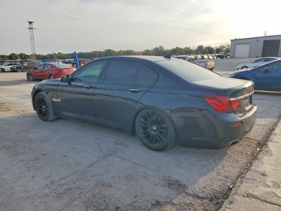 Zdjęcie 2 z aukcji – 2014 BMW 750 z VIN WBAYA8C55ED228398