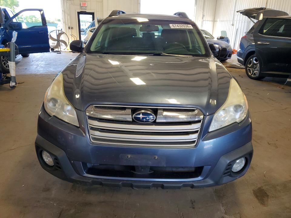 Photo 5 from auction – 2014 SUBARU OUTBACK with VIN 4S4BRCCC4E3214299