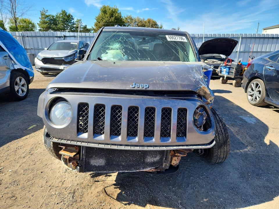 Снимка 5 от търг – 2016 JEEP PATRIOT с VIN 1C4NJRAB4GD755226