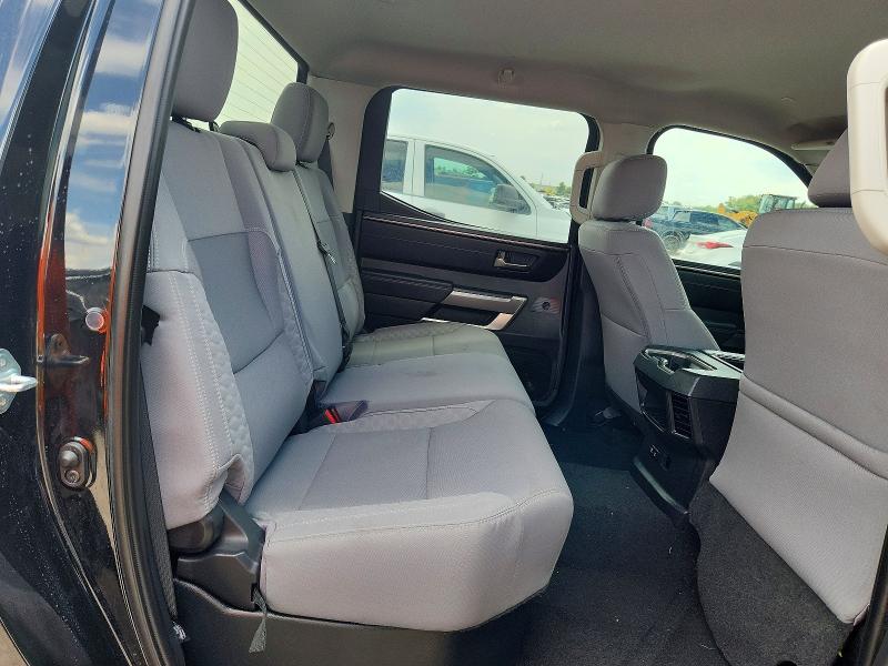 Photo 10 from auction – 2024 TOYOTA TUNDRA with VIN 5TFLA5DB3RX174023