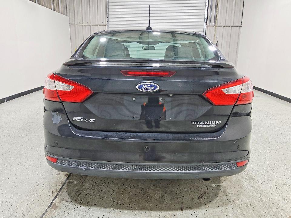Photo 6 from auction – 2014 FORD FOCUS with VIN 1FADP3J29EL104156