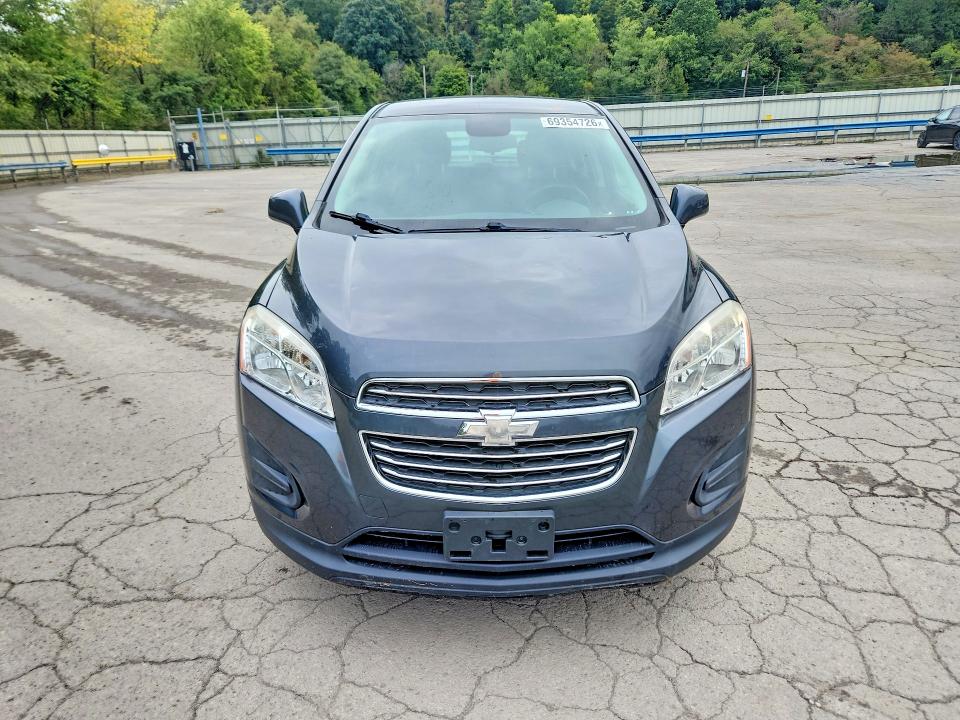 Photo 5 from auction – 2016 CHEVROLET TRAX with VIN 3GNCJNSB4GL135704
