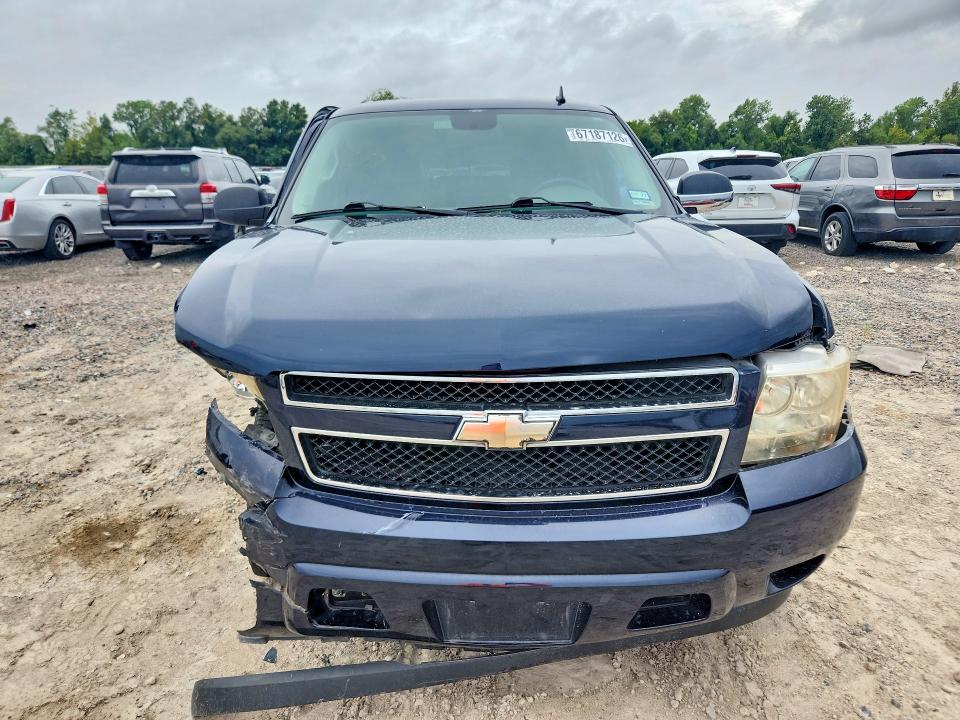 Photo 5 from auction – 2009 CHEVROLET TAHOE with VIN 1GNFC13C99R112003