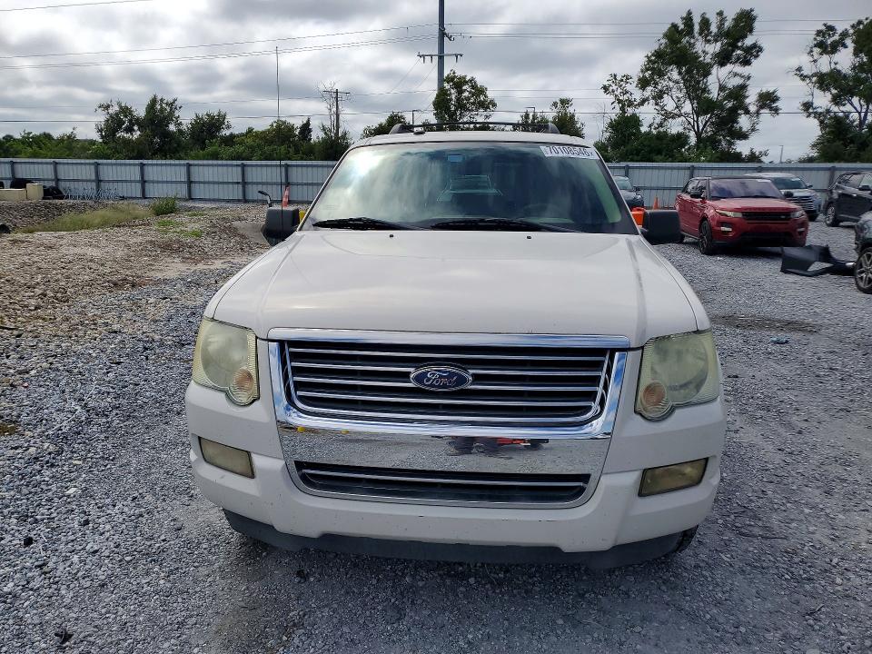 Photo 5 from auction – 2009 FORD EXPLORER with VIN 1FMEU63E89UA43510