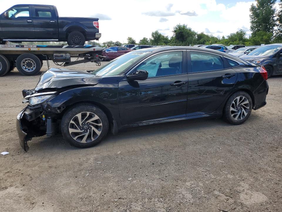 HONDA CIVIC 2018 с VIN 2HGFC2F87JH002630 - Снимка от търг