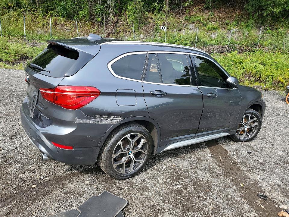 Photo 3 from auction – 2022 BMW X1 with VIN WBXJG9C08N5U61265