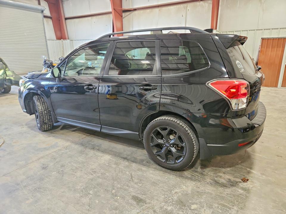 Снимка 2 от търг – 2018 SUBARU FORESTER с VIN JF2SJAGC2JH572882