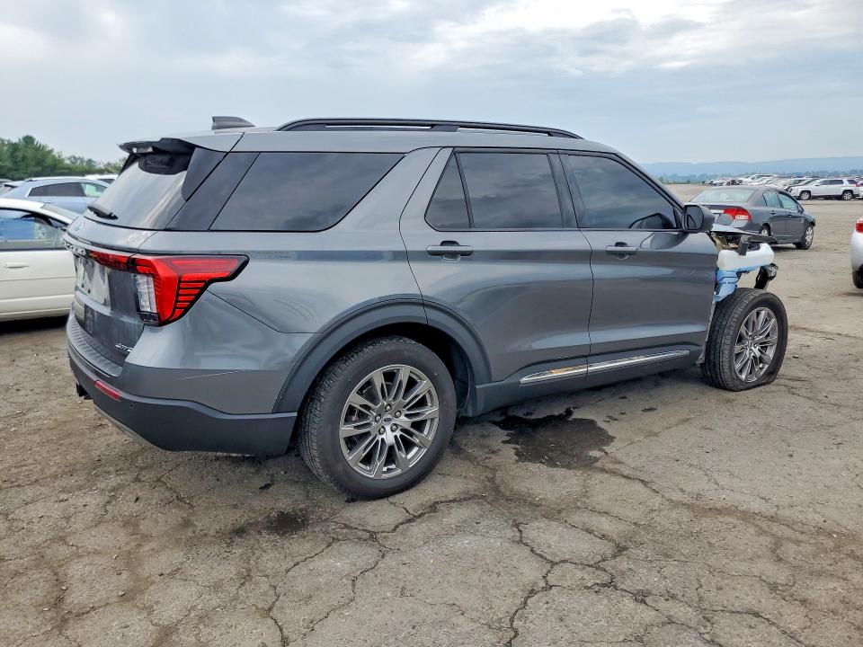 Photo 3 from auction – 2025 FORD EXPLORER with VIN 1FMUK8DH6SGA14906