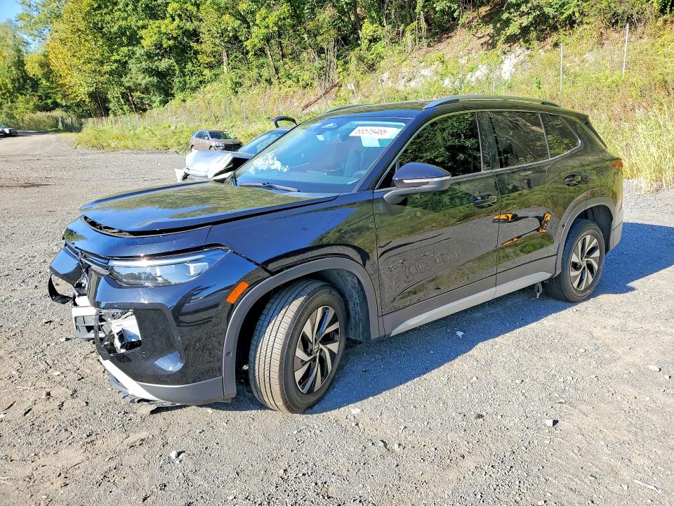 Снимка 1 от търг – 2025 VOLKSWAGEN TIGUAN с VIN 3VVBR7RM4SM040662