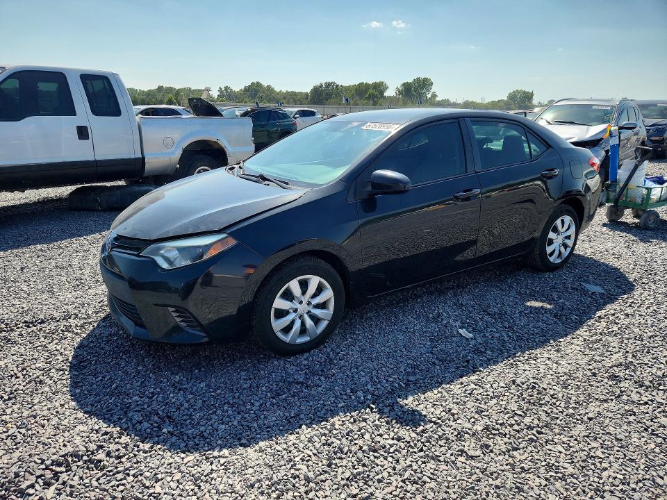 TOYOTA COROLLA 2015 con VIN 5YFBURHE8FP243412 - Foto de la subasta