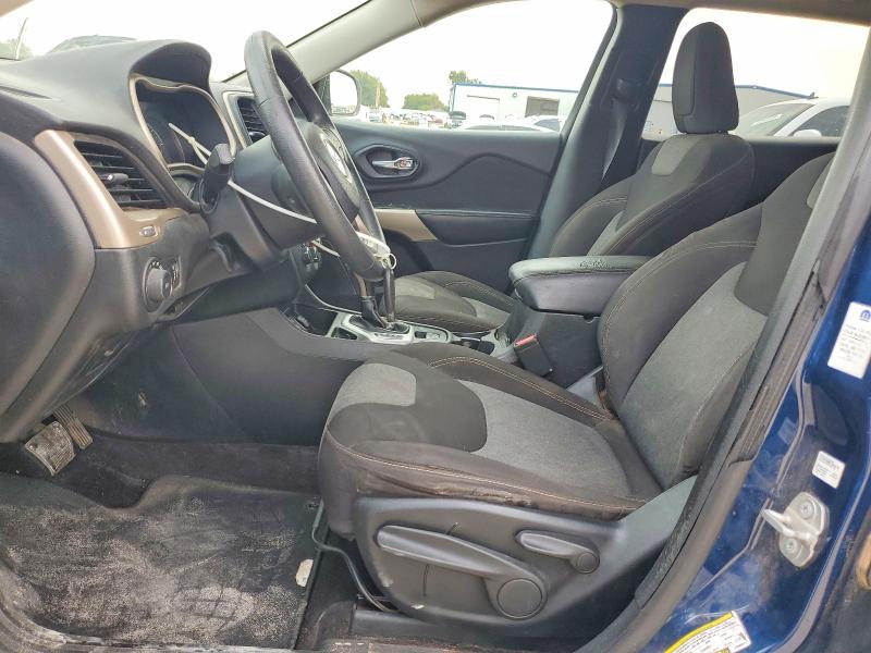 Photo 7 from auction – 2018 JEEP CHEROKEE with VIN 1C4PJLCB1JD566611