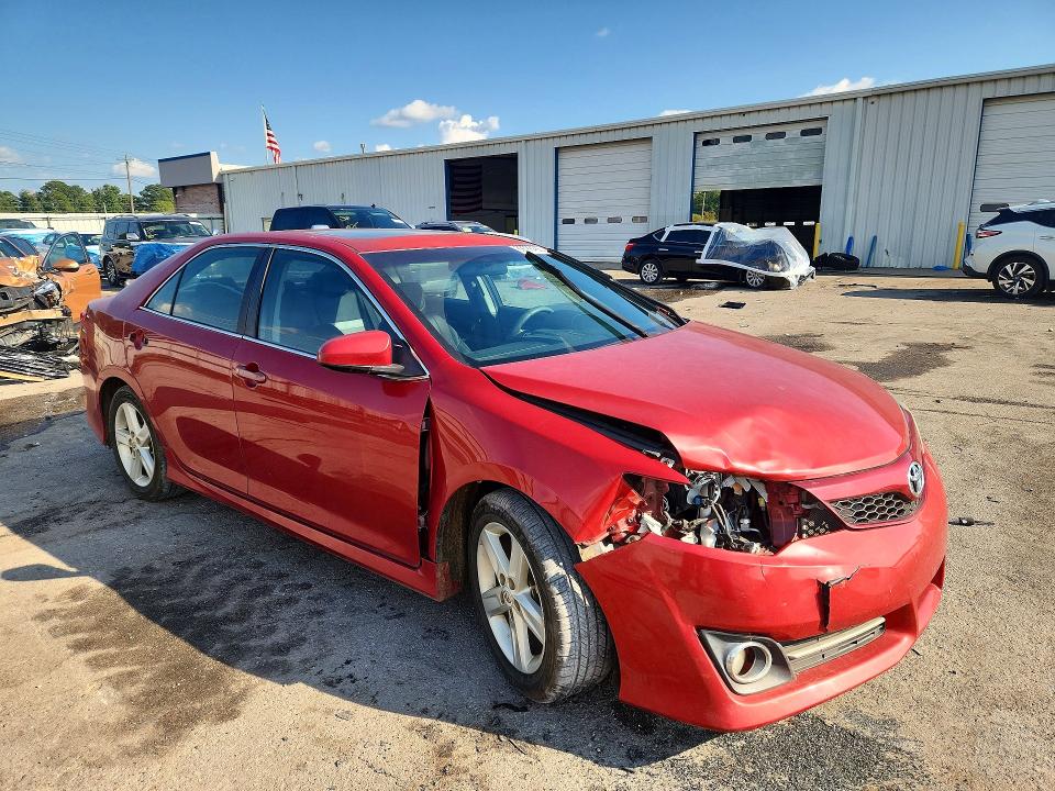 Снимка 4 от търг – 2012 TOYOTA CAMRY с VIN 4T1BF1FK0CU516292