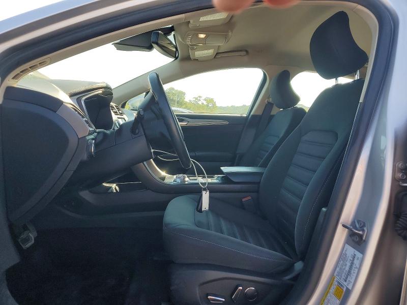Foto 7 de la subasta – 2019 FORD FUSION con VIN 3FA6P0LU6KR131446