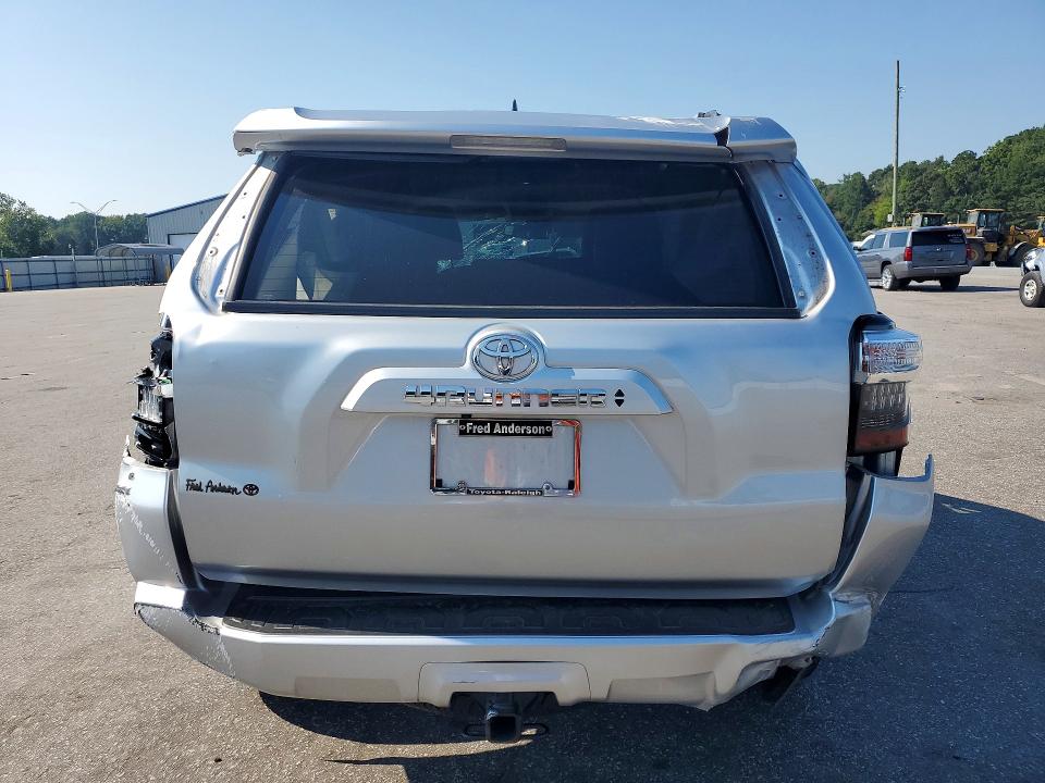 Photo 6 from auction – 2022 TOYOTA 4RUNNER with VIN JTEEU5JR7N5252872