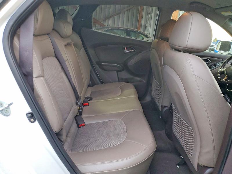 Снимка 11 от търг – 2014 HYUNDAI TUCSON с VIN KM8JUCAG8EU815564