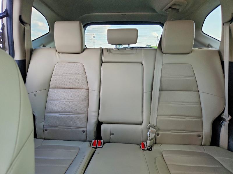 Photo 10 from auction – 2018 HONDA CR-V with VIN 2HKRW2H80JH698240