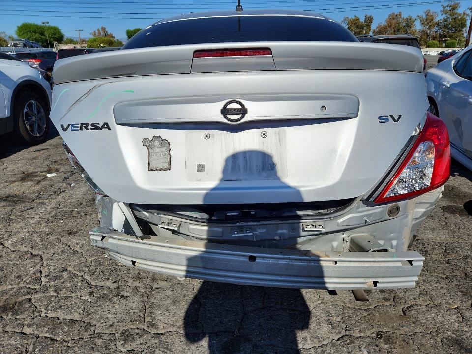 Photo 6 from auction – 2017 NISSAN VERSA with VIN 3N1CN7AP2HK435970