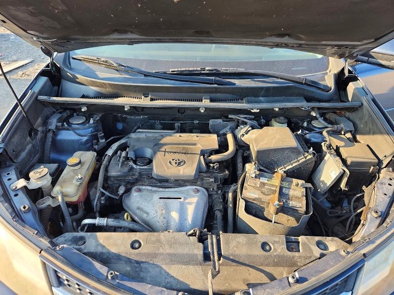 Photo 11 from auction – 2014 TOYOTA RAV4 with VIN 2T3DFREV0EW156986