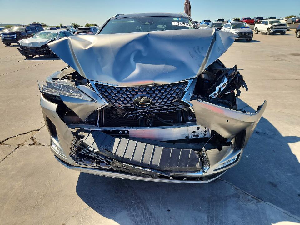 Foto 5 de la subasta – 2021 LEXUS RX con VIN 2T2JZMAA2MC213046