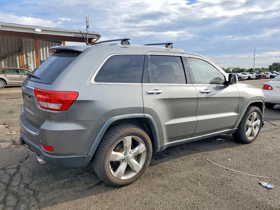 Photo 3 from auction – 2011 JEEP GRAND CHEROKEE with VIN 1J4RR6GTXBC735175