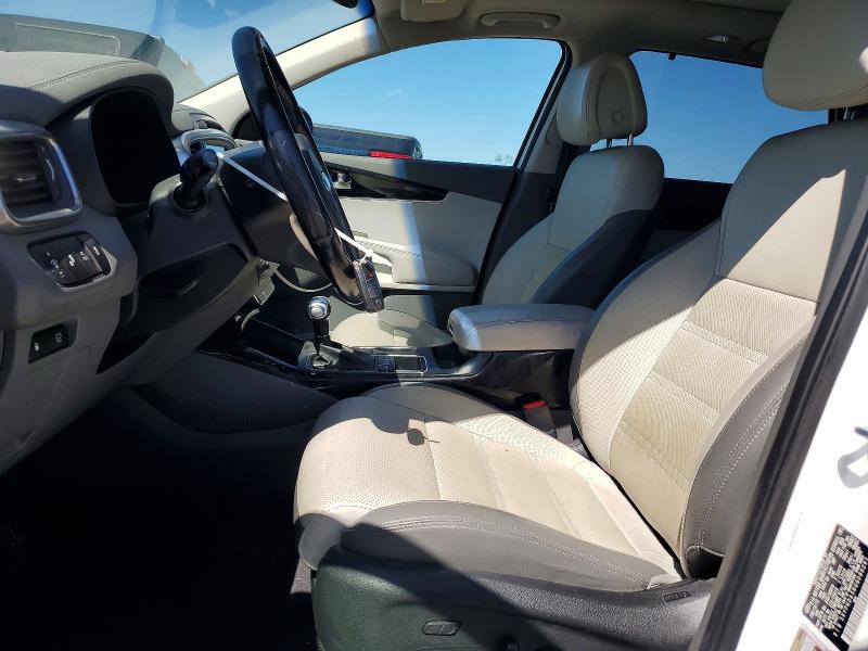 Photo 7 from auction – 2016 KIA SORENTO with VIN 5XYPKDA58GG080291