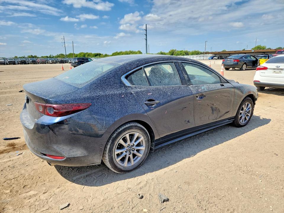 Photo 3 from auction – 2020 MAZDA 3 with VIN JM1BPABL6L1153627