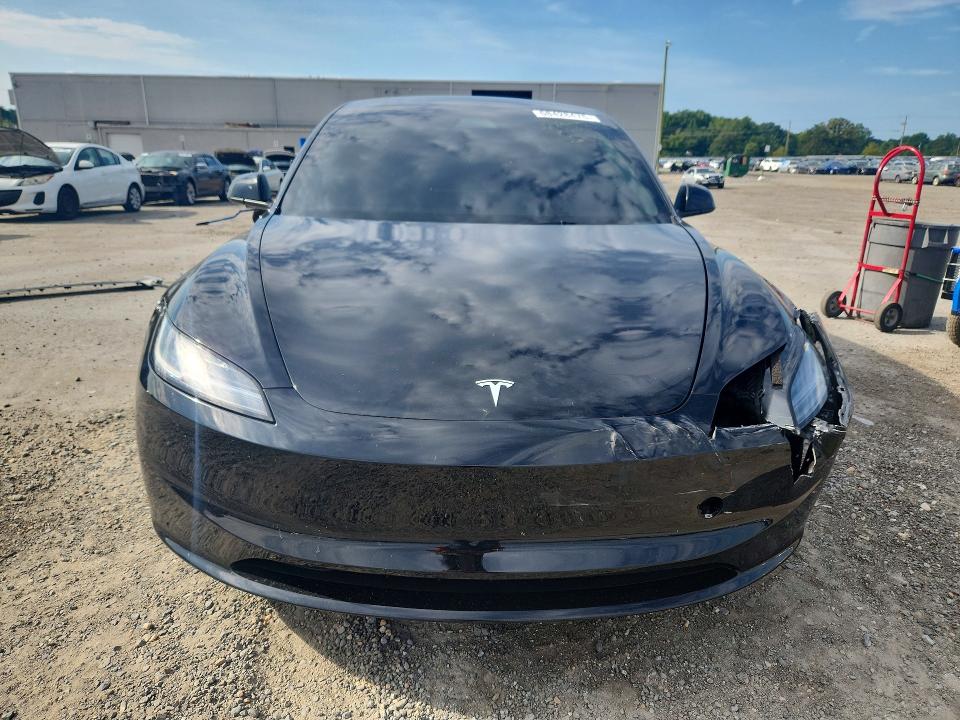 Снимка 5 от търг – 2025 TESLA MODEL 3 с VIN 5YJ3E1EB1SF976064