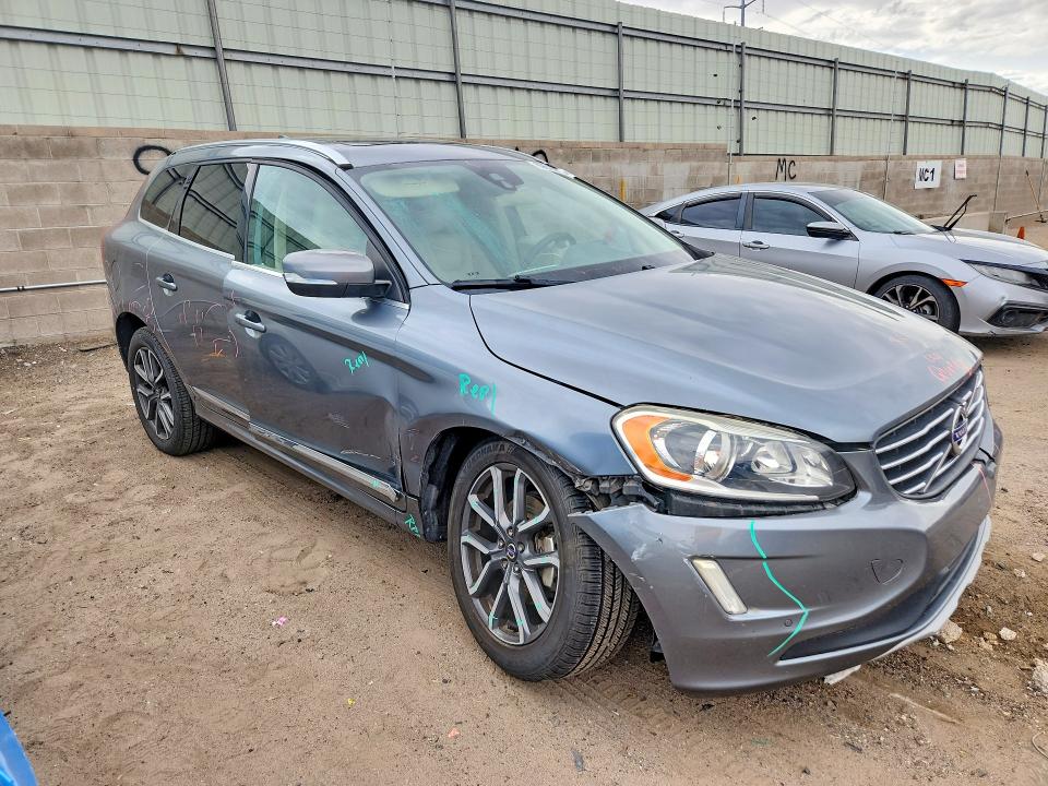 Photo 4 from auction – 2016 VOLVO XC60 with VIN YV440MDK4G2829279