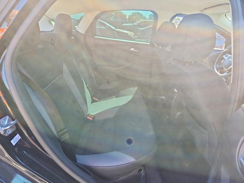 Photo 10 from auction – 2014 FORD FOCUS with VIN 1FADP3K29EL324959