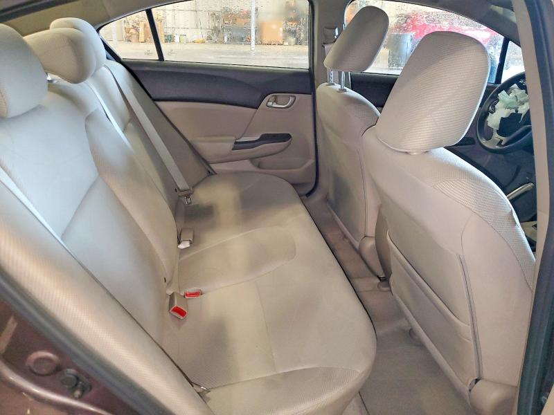 Photo 10 from auction – 2012 HONDA CIVIC with VIN 2HGFB2F58CH578559