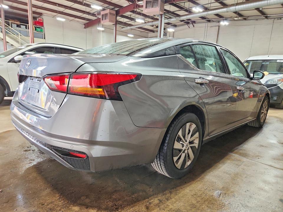 Photo 3 from auction – 2023 NISSAN ALTIMA with VIN 1N4BL4BV7PN386693