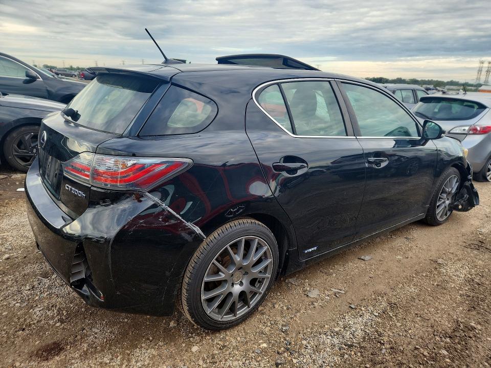 Zdjęcie 3 z aukcji – 2012 LEXUS CT z VIN JTHKD5BH2C2116837