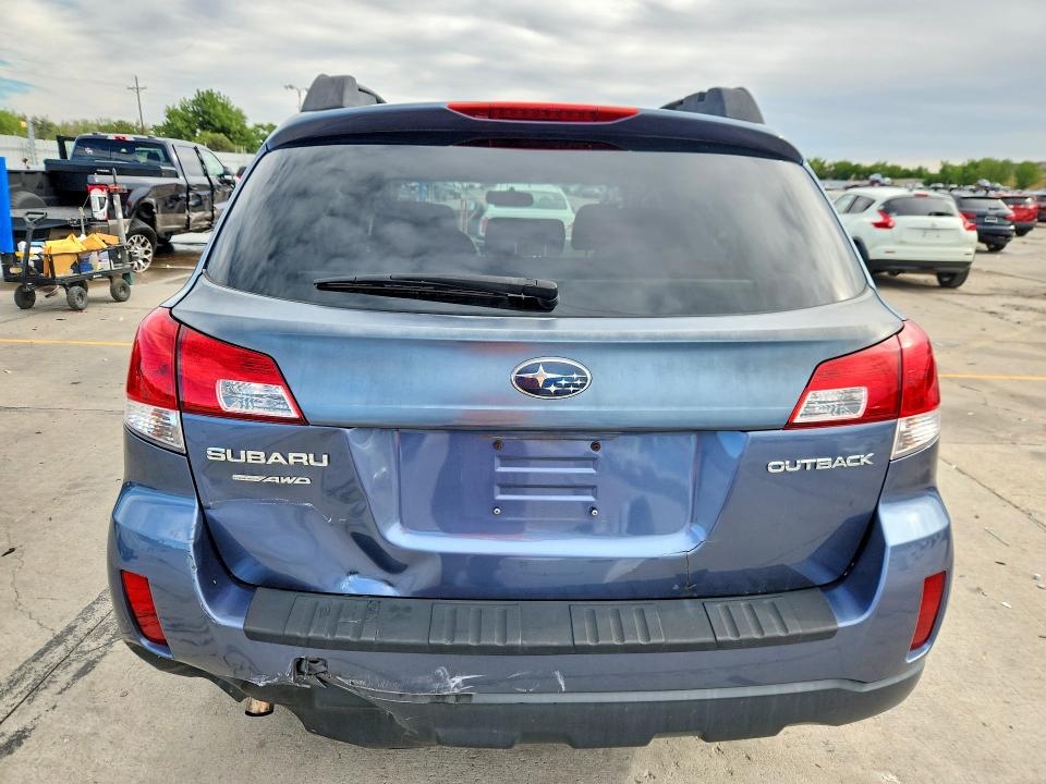 Photo 6 from auction – 2013 SUBARU OUTBACK with VIN 4S4BRCCC4D3207092