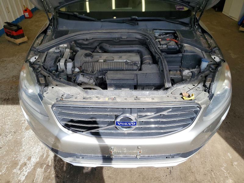 صورة رقم 12 من المزاد - 2015 VOLVO XC60 مع VIN YV4612RK2F2710700