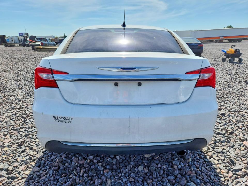 صورة رقم 6 من المزاد - 2011 CHRYSLER 200 مع VIN 1C3BC1FB8BN549678