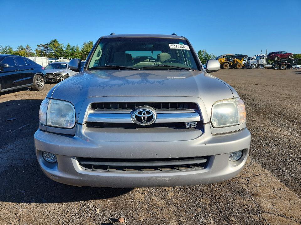 Снимка 5 от търг – 2005 TOYOTA SEQUOIA с VIN 5TDBT44A05S255911