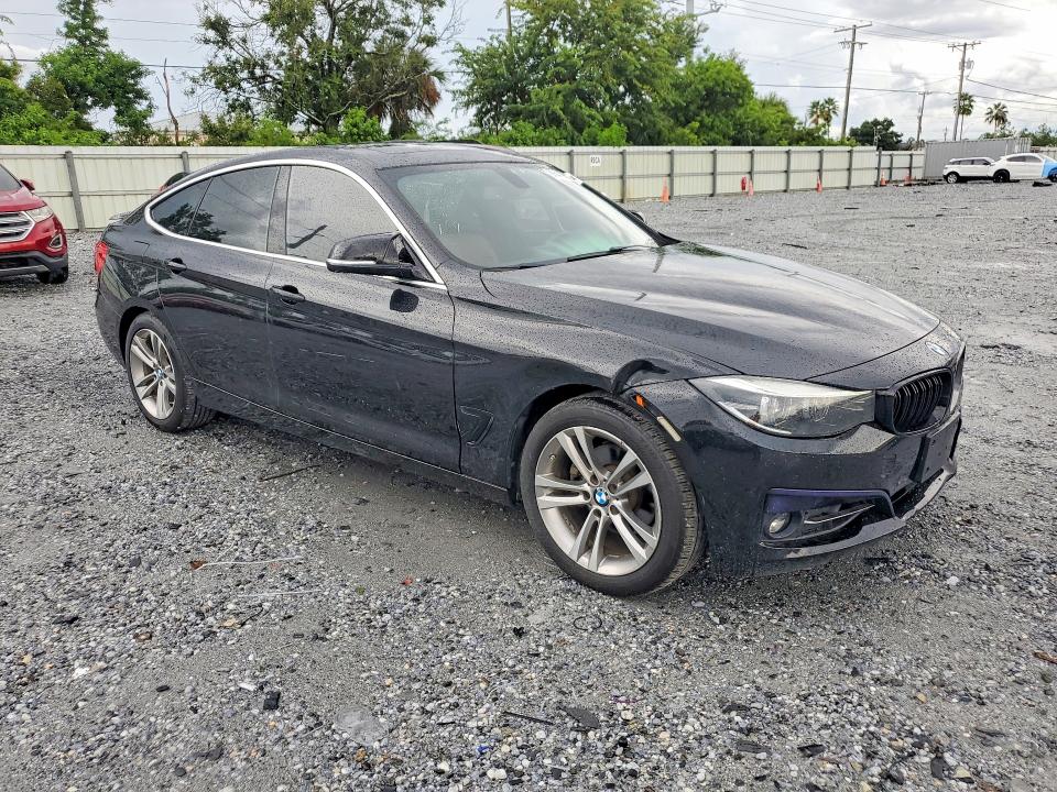Photo 4 from auction – 2017 BMW 330 with VIN WBA8Z9C55HG452756