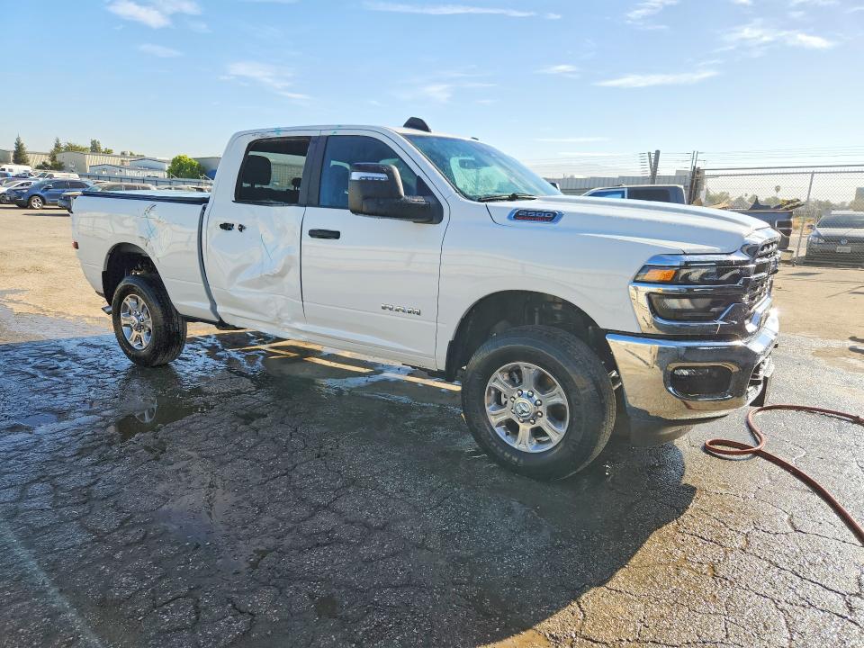 Photo 4 from auction – 2026 RAM 2500 with VIN 3C6UR5DJ8TG327616