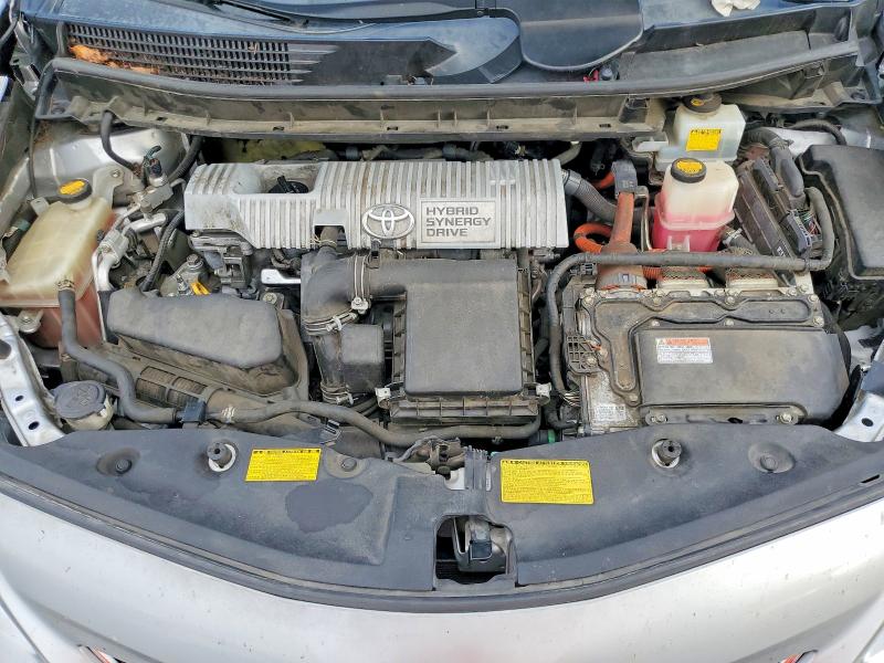 Photo 12 from auction – 2013 TOYOTA PRIUS V with VIN JTDZN3EUXD3218067