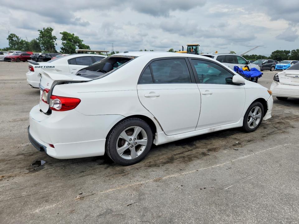 Photo 3 from auction – 2011 TOYOTA COROLLA with VIN 2T1BU4EEXBC688588