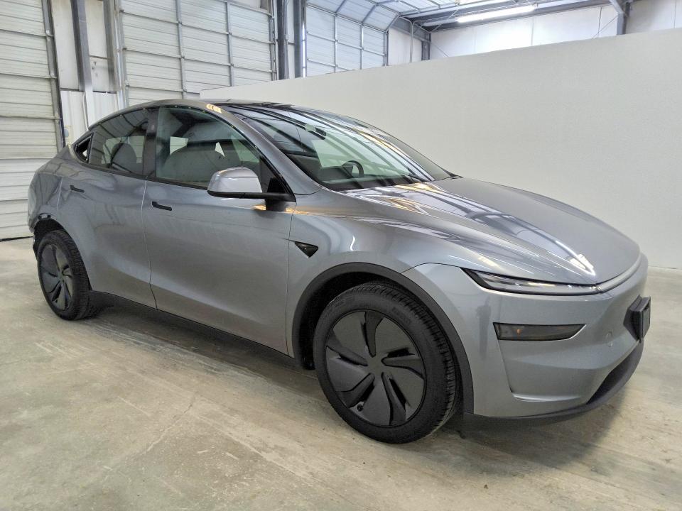 صورة رقم 4 من المزاد - 2026 TESLA MODEL Y مع VIN 7SAYGDED6TA647882